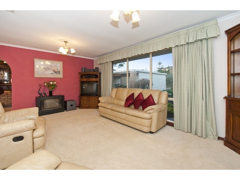 70 Skyline Drive, Flagstaff Hill SA 5159