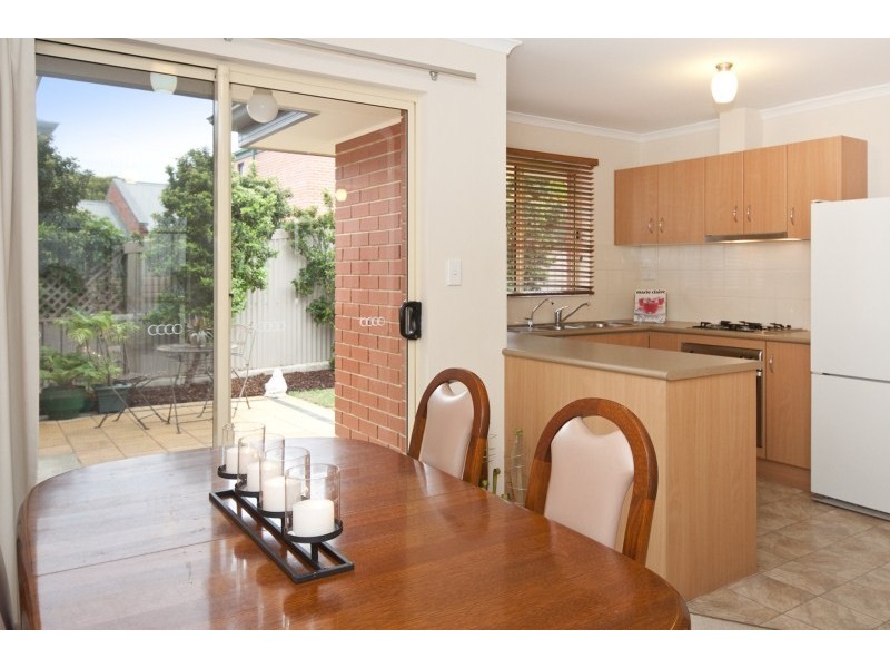 4/17 Barndoo Street, Hallett Cove SA 5158