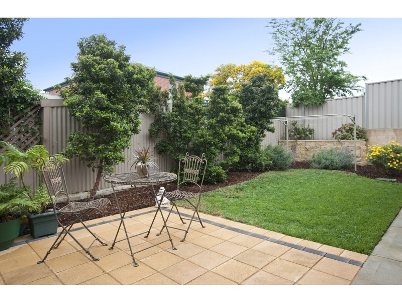 4/17 Barndoo Street, Hallett Cove SA 5158