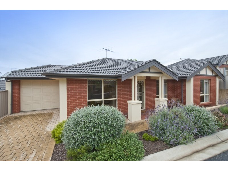 4/17 Barndoo Street, Hallett Cove SA 5158