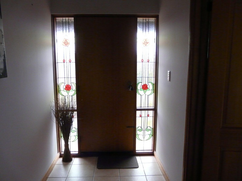 16 Luderitz Close, Hallett Cove SA 5158