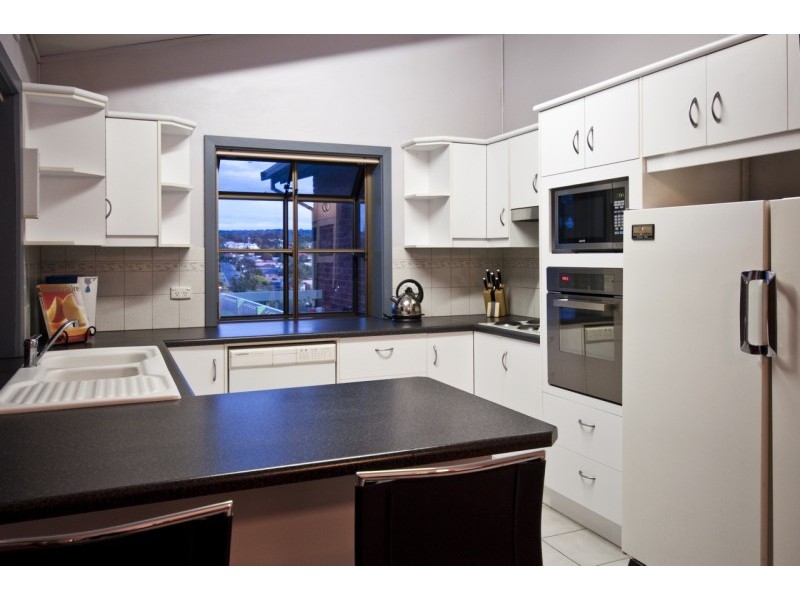 10 Ella Crescent, O’halloran Hill SA 5158