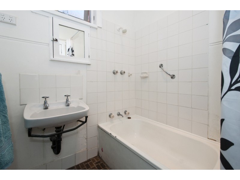 8A Bellevue Terrace, Hove SA 5048