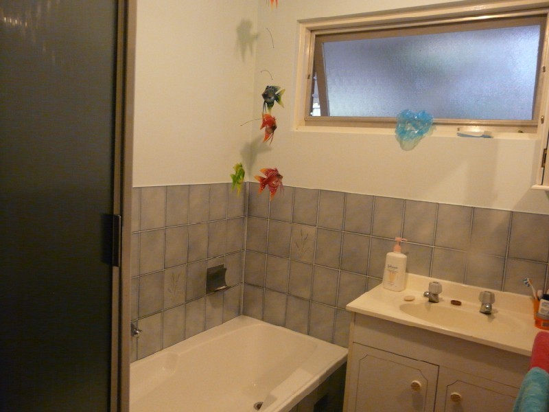 24 Balee Road, Happy Valley SA 5159