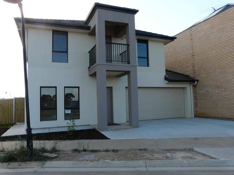 2 Victoria Parade, Mawson Lakes SA 5095