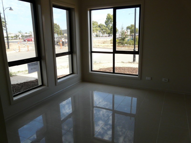 2 Victoria Parade, Mawson Lakes SA 5095