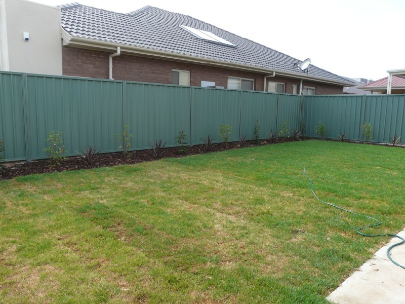 2 Victoria Parade, Mawson Lakes SA 5095