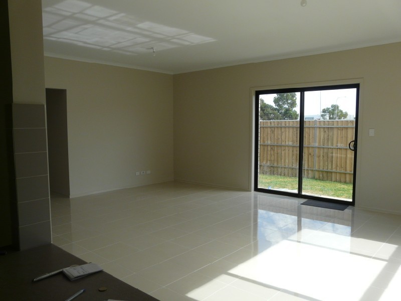 2 Victoria Parade, Mawson Lakes SA 5095