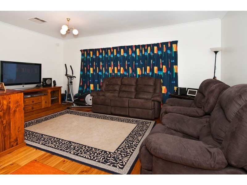 14 Yangara Road, O’sullivan Beach SA 5166