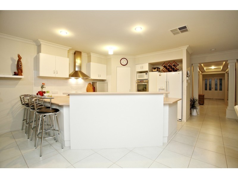 112 Coromandel Drive, Mccracken SA 5211