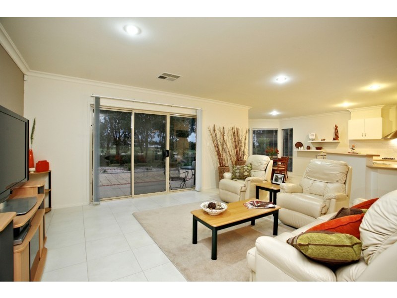 112 Coromandel Drive, Mccracken SA 5211