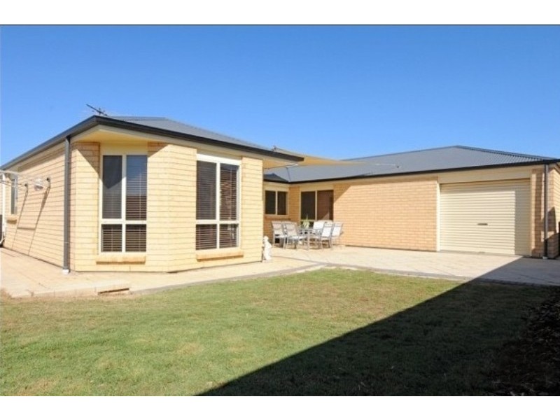 9 Bluepoint Way, Aldinga Beach SA 5173