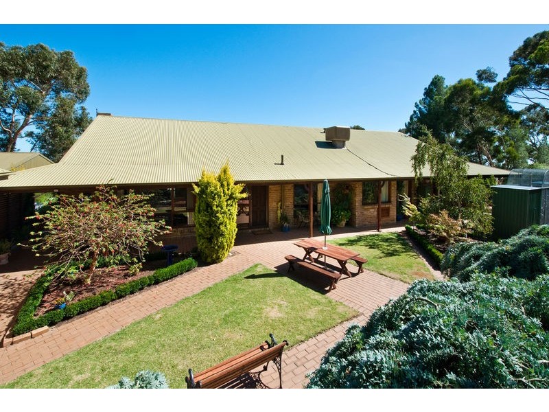 80 Seaview Drive, Happy Valley SA 5159