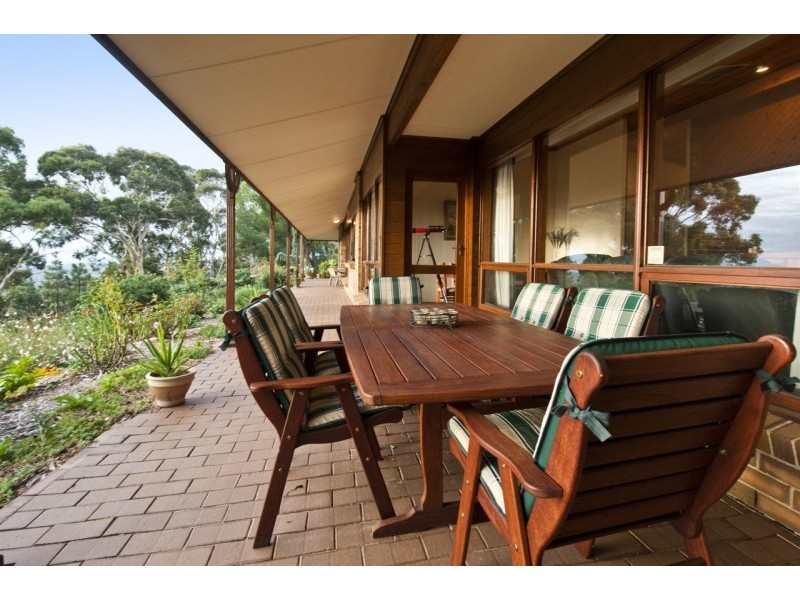 80 Seaview Drive, Happy Valley SA 5159