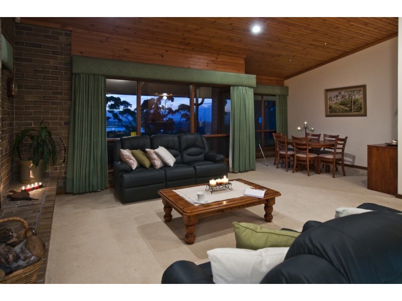 80 Seaview Drive, Happy Valley SA 5159