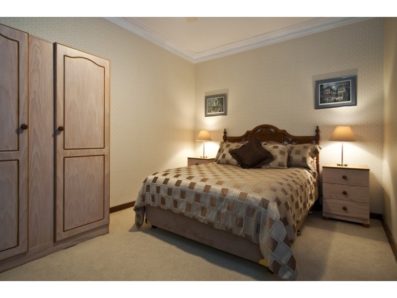 80 Seaview Drive, Happy Valley SA 5159