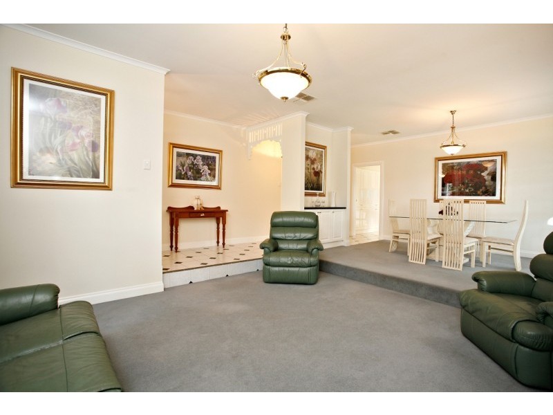 18 Anare Street, Greenwith SA 5125