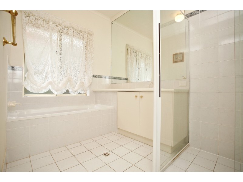 18 Anare Street, Greenwith SA 5125