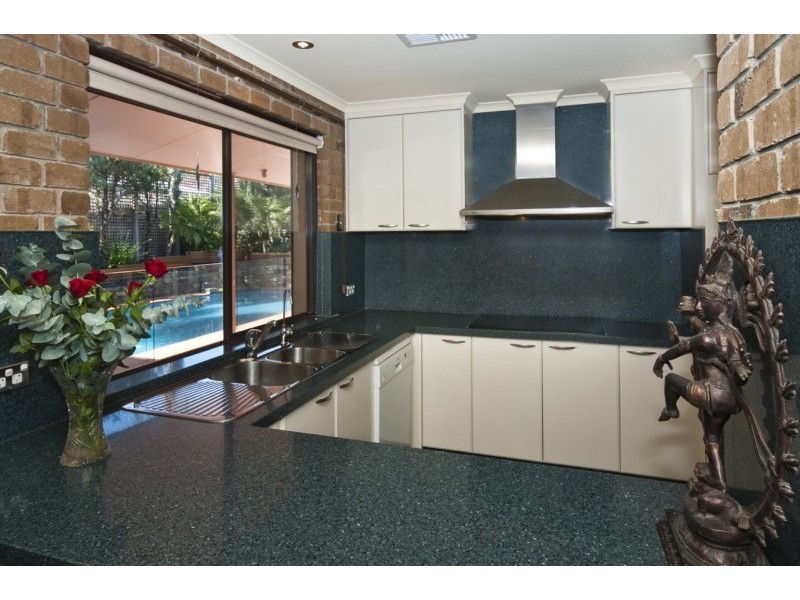 92 Perry Barr Road, Hallett Cove SA 5158