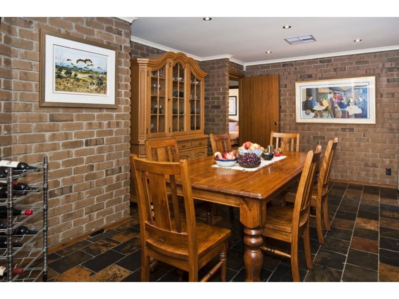 92 Perry Barr Road, Hallett Cove SA 5158