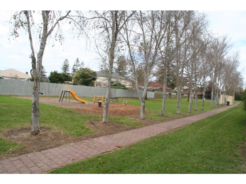 10  Sixth Avenue, Glenelg East SA 5045