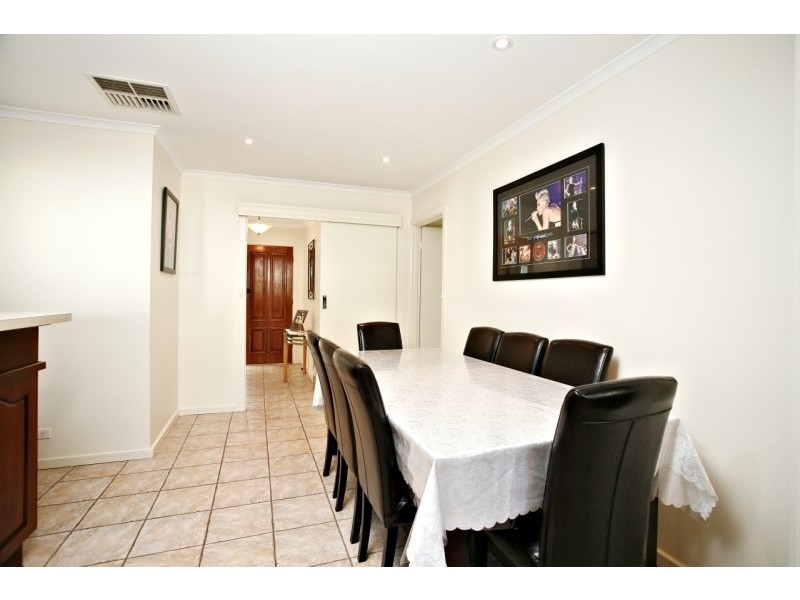 9 Weld Crescent, Hope Valley SA 5090