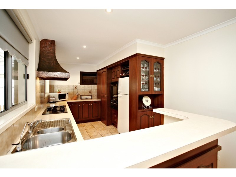 9 Weld Crescent, Hope Valley SA 5090