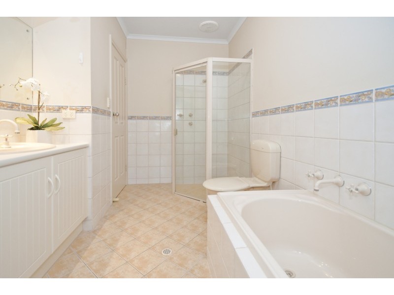 6 Saratoga Avenue, Warradale SA 5046