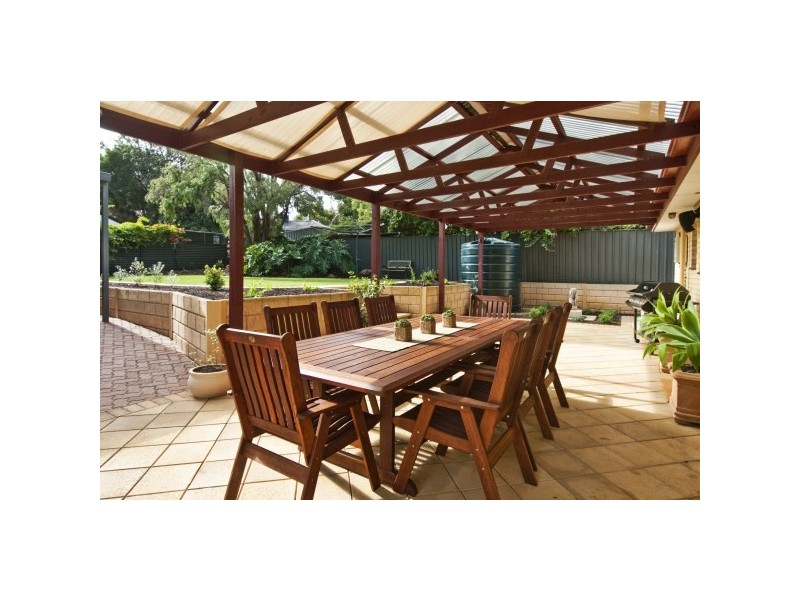 13 Vine Crescent, Happy Valley SA 5159