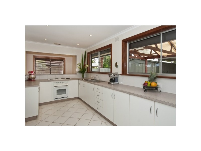 13 Vine Crescent, Happy Valley SA 5159