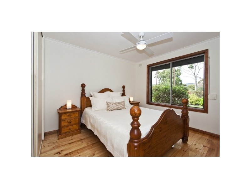 13 Vine Crescent, Happy Valley SA 5159