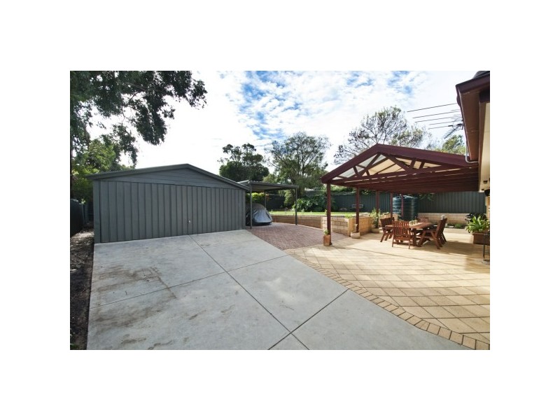 13 Vine Crescent, Happy Valley SA 5159