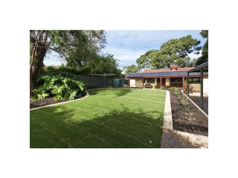 13 Vine Crescent, Happy Valley SA 5159