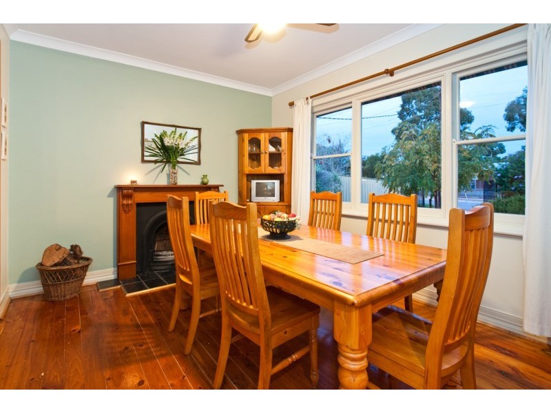 6 Pildappa Avenue, Park Holme SA 5043