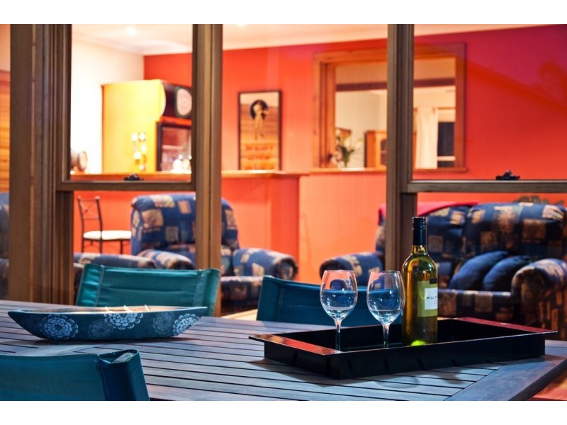 6 Pildappa Avenue, Park Holme SA 5043