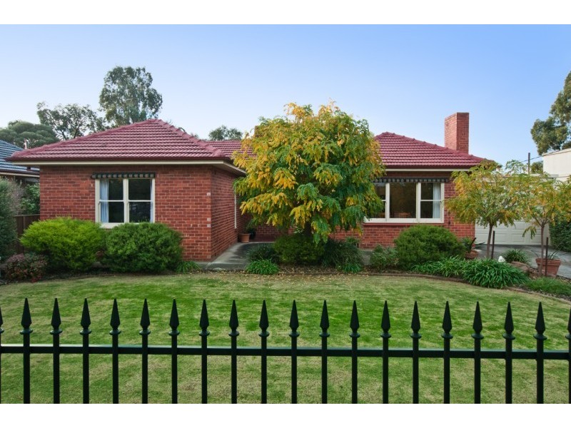 6 Pildappa Avenue, Park Holme SA 5043