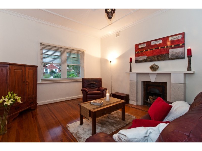 23 Narinna Avenue, Cumberland Park SA 5041