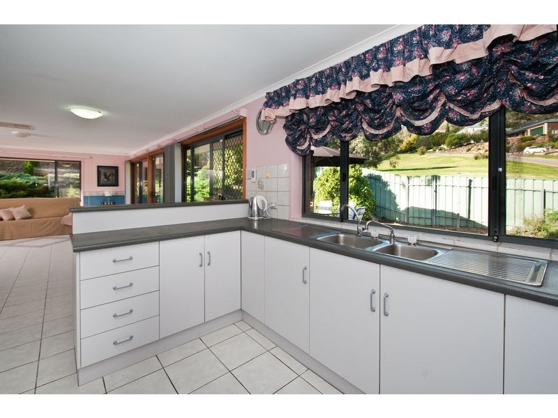 45 The Oaks Parade, Aberfoyle Park SA 5159
