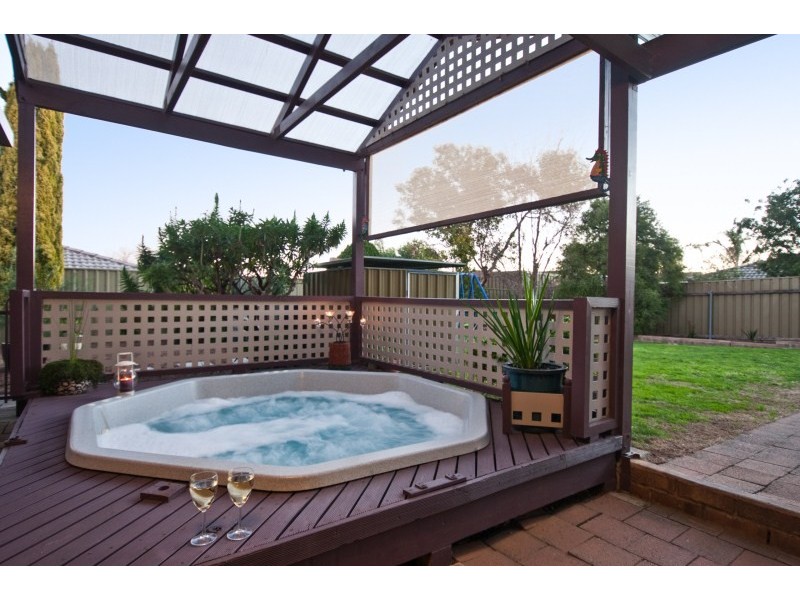 55 Quinvale Road, Hallett Cove SA 5158