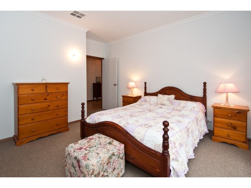 24 Torrey Rd, Flagstaff Hill SA 5159