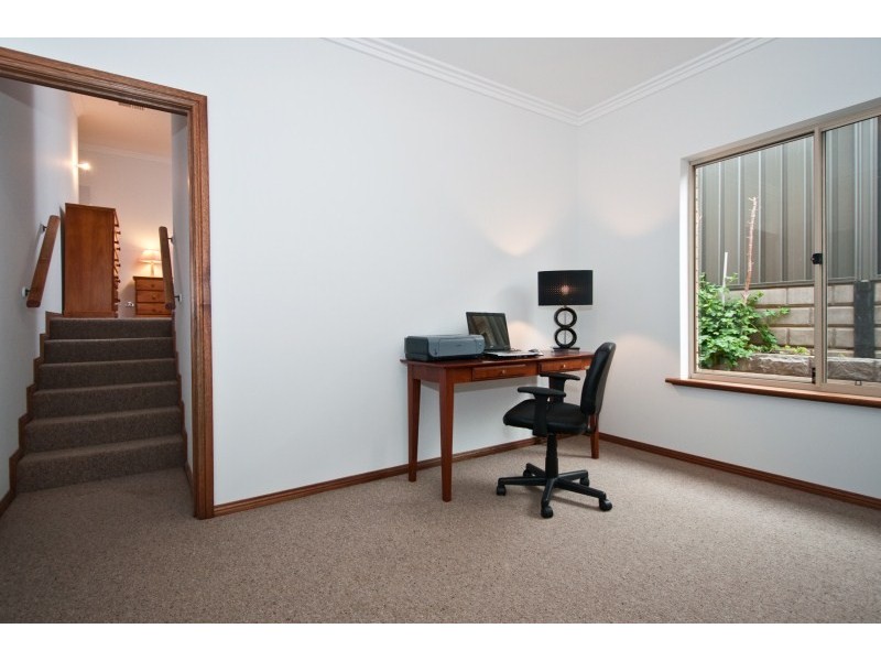 24 Torrey Rd, Flagstaff Hill SA 5159