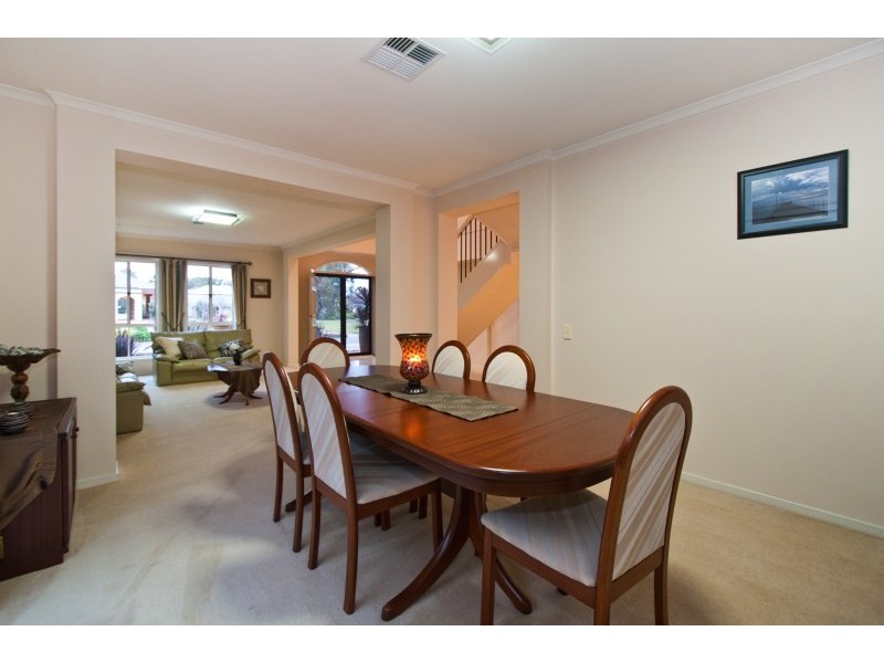 7 Chatswood Walk (Coventry Gdns), Morphettville SA 5043