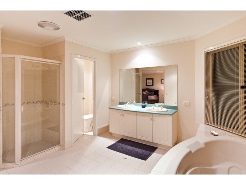 7 Chatswood Walk (Coventry Gdns), Morphettville SA 5043