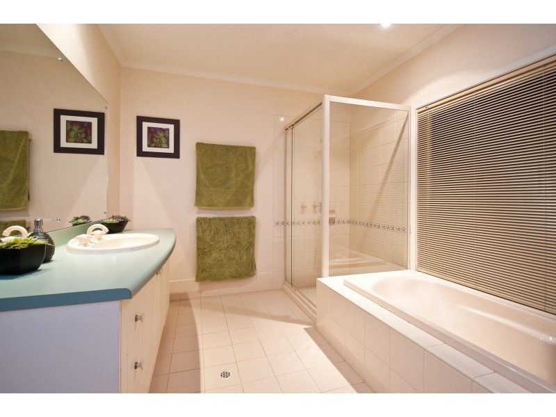 7 Chatswood Walk (Coventry Gdns), Morphettville SA 5043