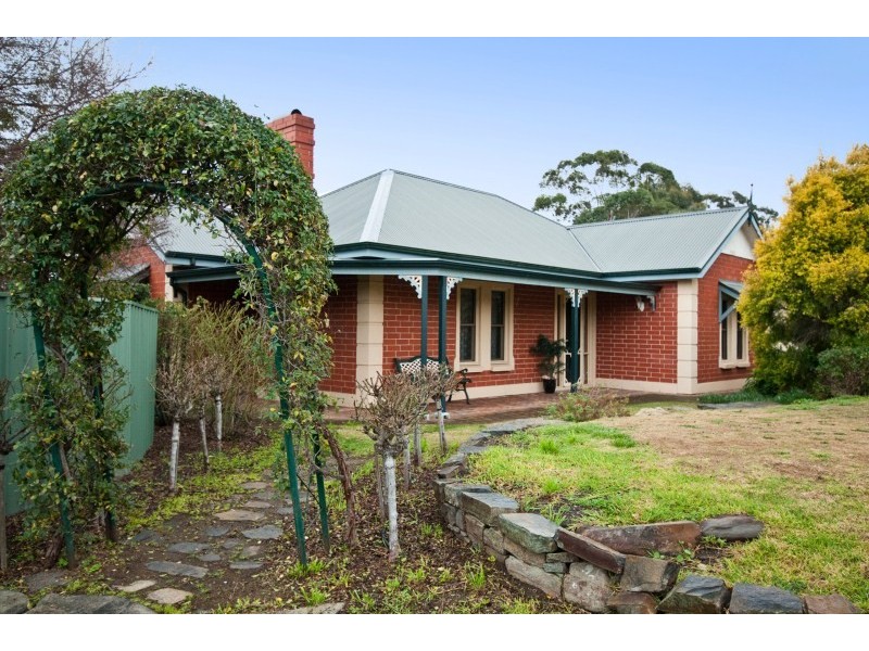 3 Brumby Ct, Woodcroft SA 5162