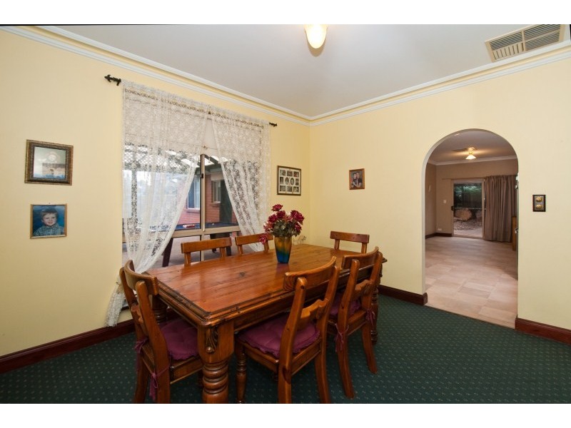 3 Brumby Ct, Woodcroft SA 5162