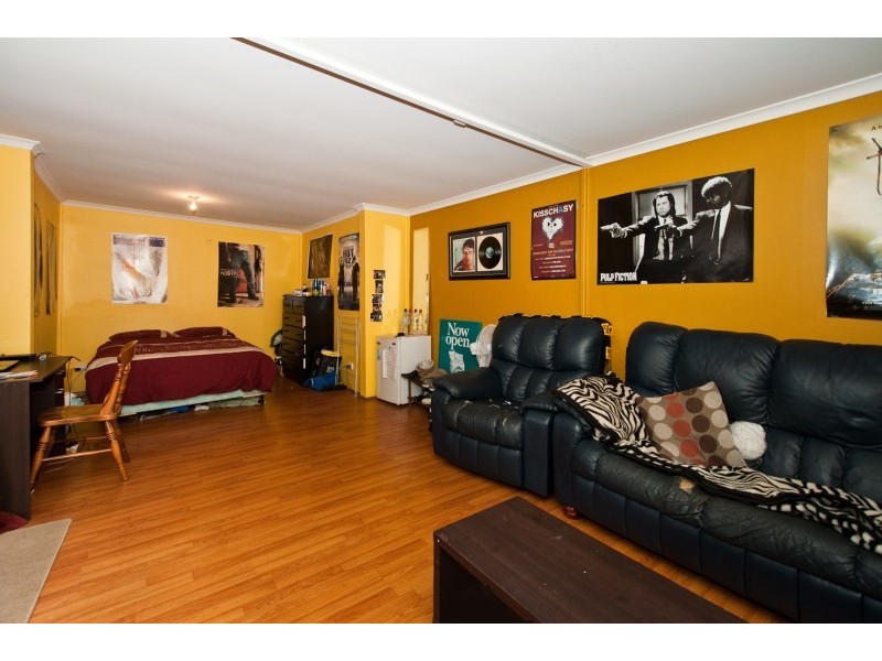 3 Brumby Ct, Woodcroft SA 5162