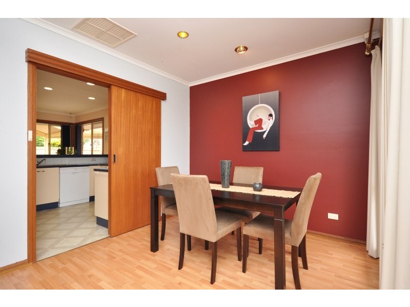 10 Panorama Dr, Aberfoyle Park SA 5159