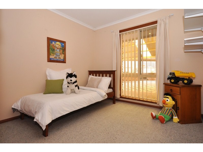 10 Panorama Dr, Aberfoyle Park SA 5159