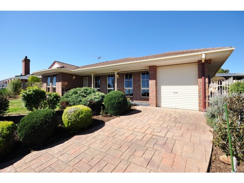 10 Panorama Dr, Aberfoyle Park SA 5159